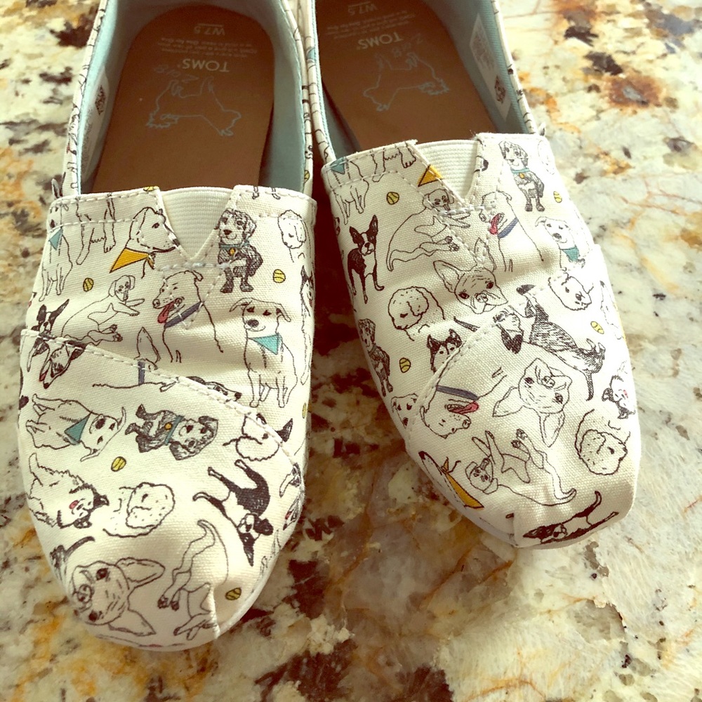 TOMS dog print canvas shoes